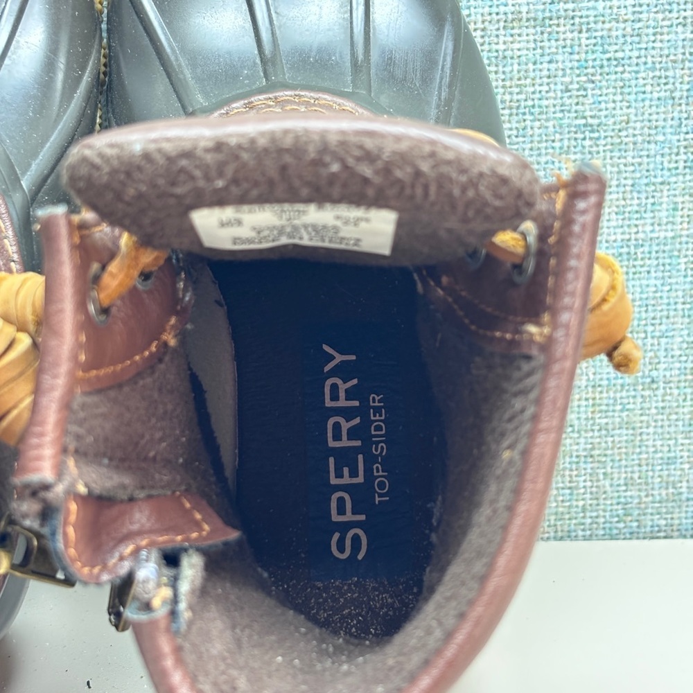 Sperry Dark Brown Girls Sz 8M Saltwater Boots, EUC. - Picture 11 of 11